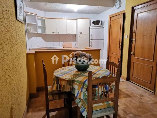 Piso en alquiler en Calle de Zamora