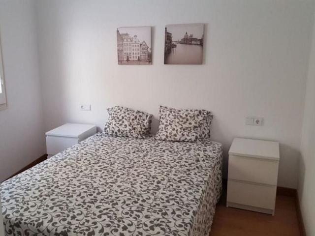 Piso en alquiler en calle Del Teide, Barcelona, de 35 m² 1 habitación por 1.200