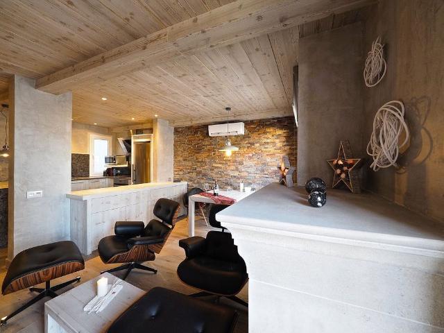 Piso en alquiler en calle Del Vallespir, Barcelona, de 55 m² 1 habitación por 2.000