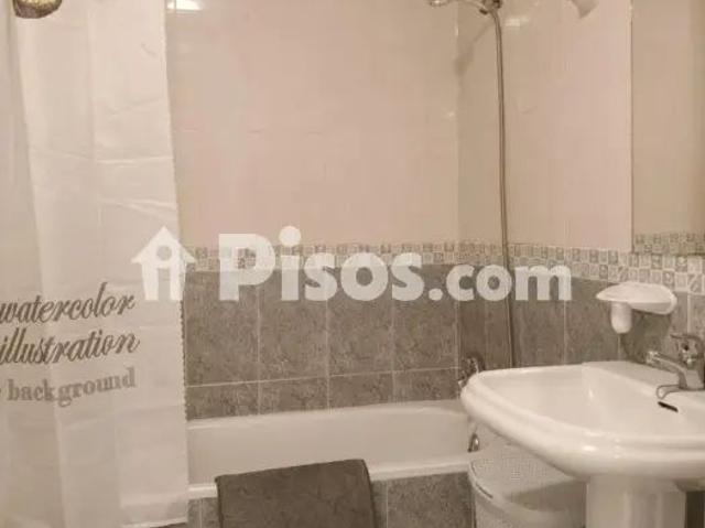 Piso en alquiler en Calle del Arévalo