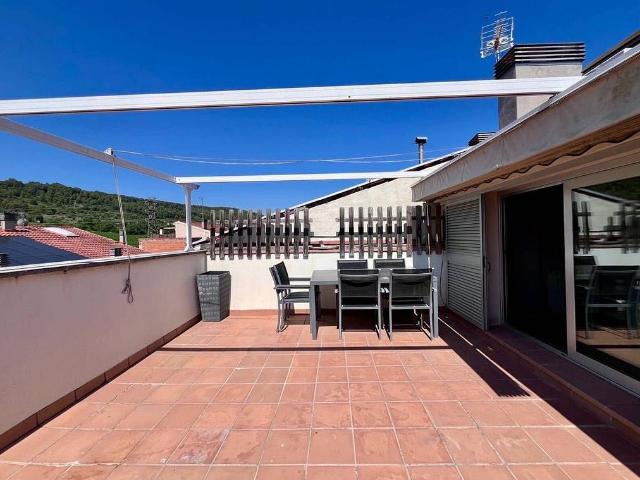 Piso en alquiler en calle Del Canigó, Torrelavit, de 110 m² 4 habitaciones por 850