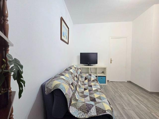 Piso en alquiler en calle Del Cadí, Malgrat de Mar, de 80 m² 2 habitaciones por 1.500