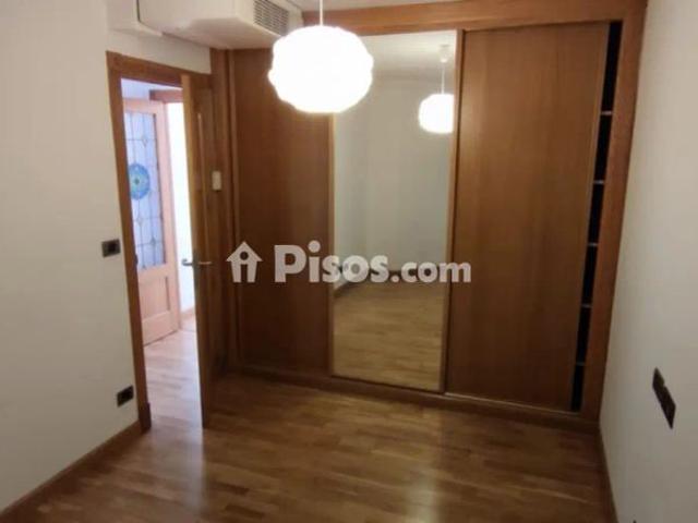 Piso en alquiler en Calle del Carmen, 9