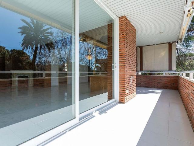 Piso en alquiler en calle Del Doctor Francesc Darder, Barcelona, de 177 m² 4 habitaciones por 4.950