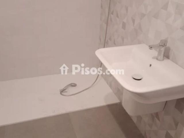 Piso en alquiler en Calle del Doctor Laguna, 3