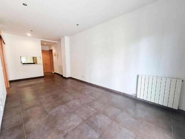 Piso en alquiler en calle Del Freser, Barcelona, de 57 m² 2 habitaciones por 1.500