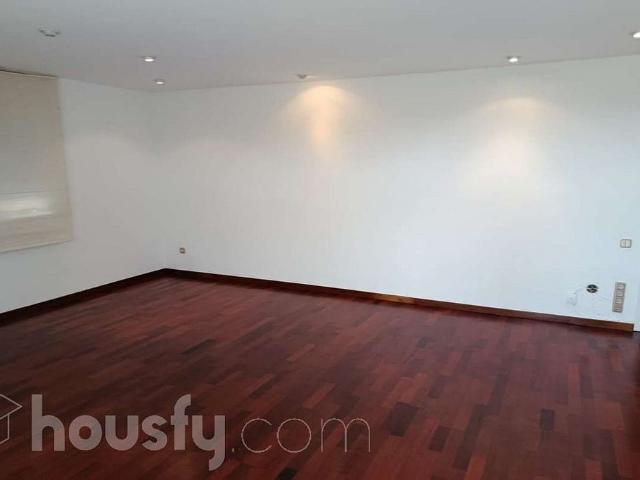 Piso en alquiler en calle Del Marquès de Monistrol, Sant Joan Despí, de 135 m² 3 habitaciones por 1.893