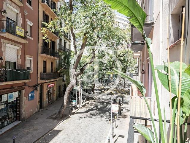 Piso en alquiler en calle Del Nou, Barcelona, de 70 m² 2 habitaciones por 1.590