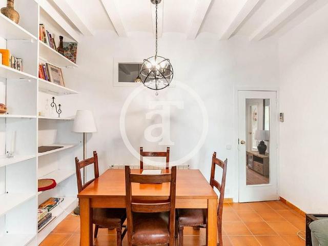 Piso en alquiler en calle Del Nou, Barcelona, de 84 m² 3 habitaciones por 1.372