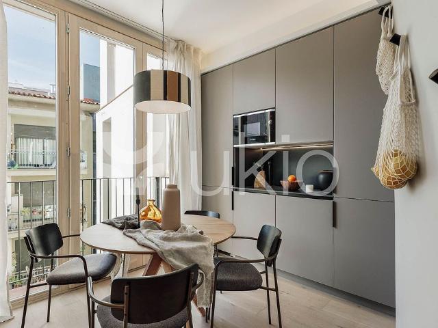 Piso en alquiler en calle Del Nou, Barcelona, de 97 m² 2 habitaciones por 2.830