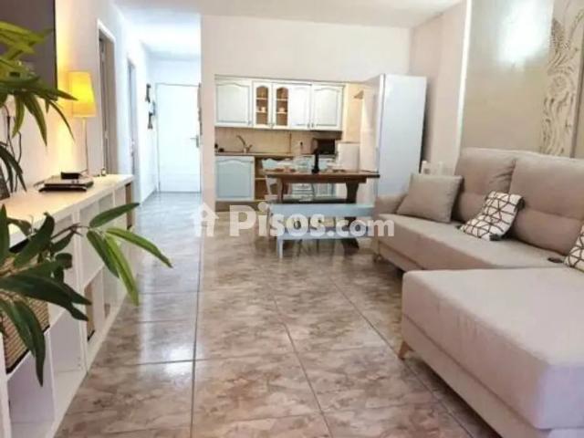 Piso en alquiler en Calle del Pez