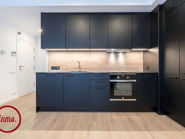 Piso en alquiler en calle Del Poeta Cabanyes, Barcelona, de 59 m² 1 habitación por 1.600