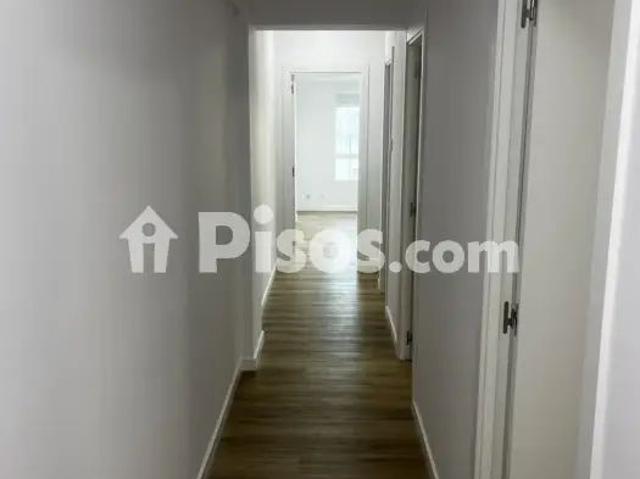 Piso en alquiler en Calle del Profesor Jiménez Díaz, 5