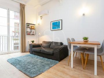 Piso en alquiler en calle Del Rec Comtal, Barcelona, de 50 m² 1 habitación por 1.295