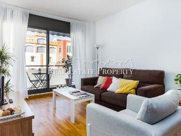 Piso en alquiler en calle Del Rosselló Barcelona, Barcelona, de 80 m² 3 habitaciones por 2.510