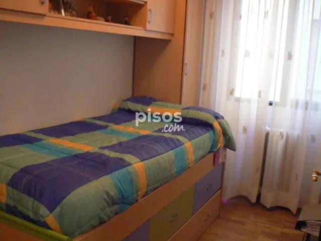 Piso en alquiler en Calle del Santo, 3