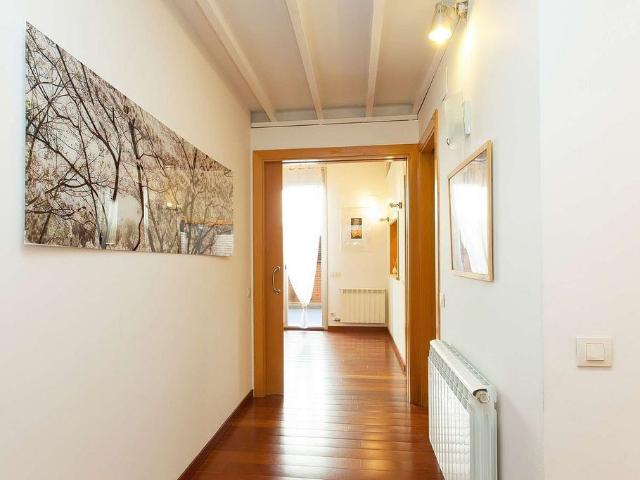 Piso en alquiler en calle Dels Pinzón, Barcelona, de 57 m² 3 habitaciones por 1.995