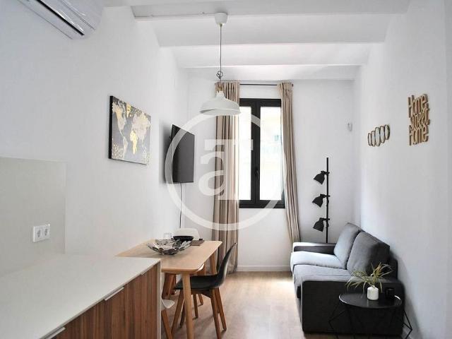 Piso en alquiler en calle D'enric Prat de la Riba, Hospitalet de Llobregat, L´, de 74 m² 3 habitaciones por 1.390