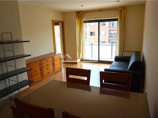 Piso en alquiler en calle D'oristà, Vic, de 70 m² 3 habitaciones por 875