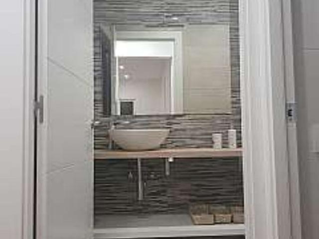 Piso en alquiler en calle Dr Ferran, Cornellà de Llobregat, de 47 m² 2 habitaciones por 830