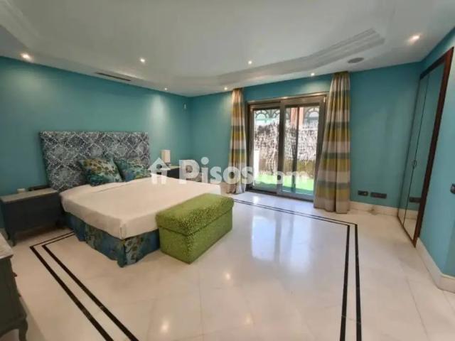Piso en alquiler en Calle Edgar Neville