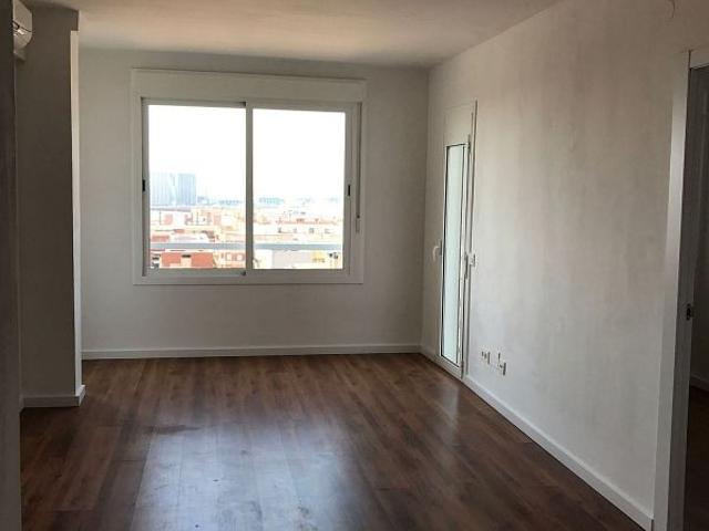 Piso en alquiler en calle Eivissa, Tarragona, de 67 m² 3 habitaciones por 850