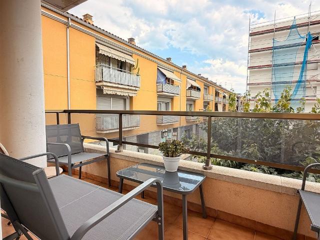 Piso en alquiler en calle Enric Vincke, Palamós, de 87 m² 3 habitaciones por 900