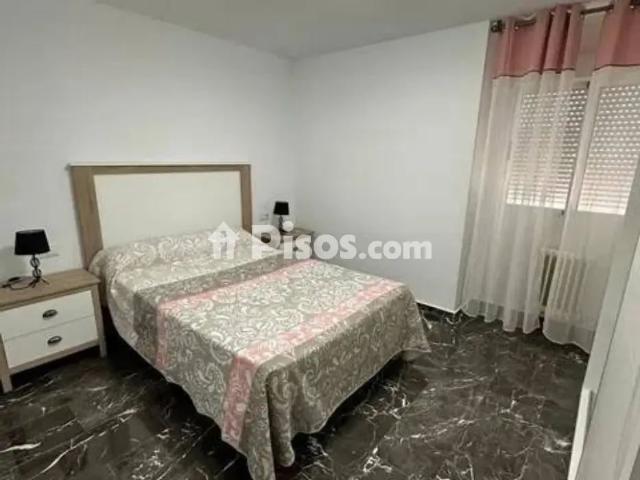 Piso en alquiler en Calle Fuente de la Salud