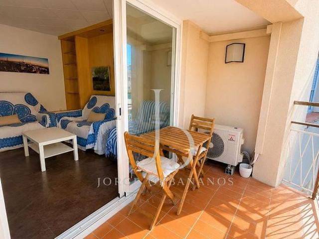 Piso en alquiler en calle Francesc Macia, Vilanova i La Geltrú, de 93 m² 4 habitaciones por 1.060