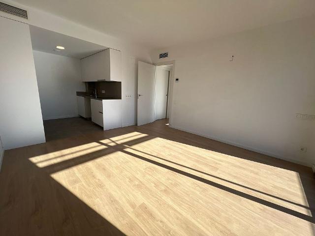Piso en alquiler en calle Francisco de Quevedo, Granollers, de 62 m² 3 habitaciones por 1.600