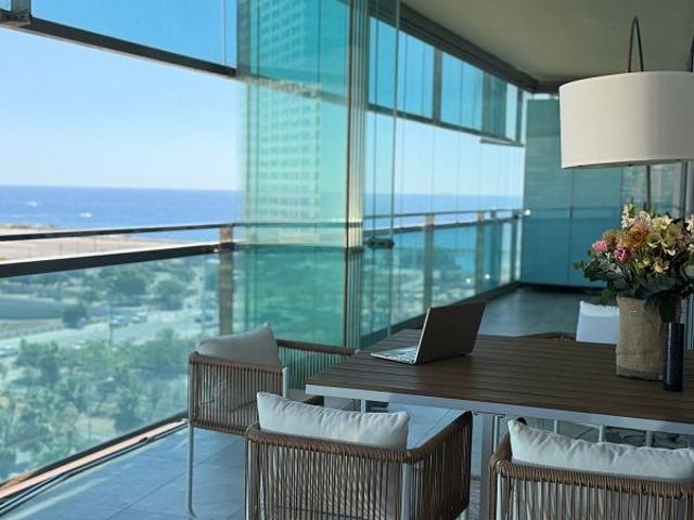 Piso en alquiler en calle Garcia Faria, Barcelona, de 169 m² 4 habitaciones por 4.900