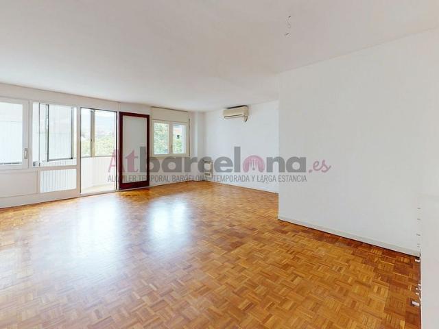 Piso en alquiler en calle General Mitre, Barcelona, de 82 m² 3 habitaciones por 1.553