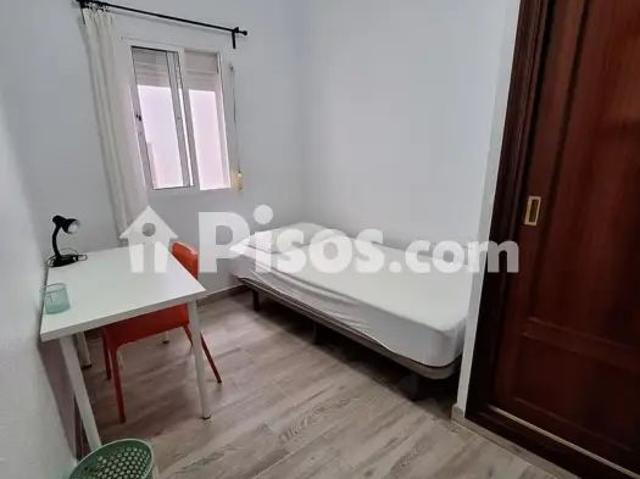 Piso en alquiler en Calle Golfo