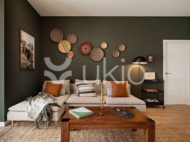 Piso en alquiler en calle Gran de Gràcia, Barcelona, de 105 m² 2 habitaciones por 3.340