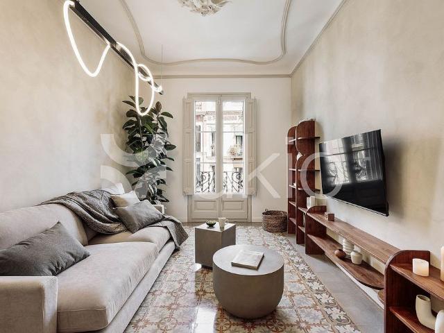 Piso en alquiler en calle Gran de Gràcia, Barcelona, de 113 m² 2 habitaciones por 3.310