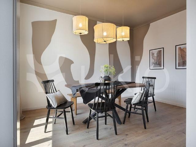 Piso en alquiler en calle Gran de Gràcia, Barcelona, de 135 m² 3 habitaciones por 3.295