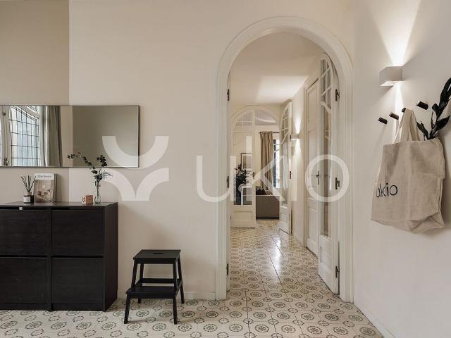 Piso en alquiler en calle Gran de Gràcia, Barcelona, de 162 m² 4 habitaciones por 3.970