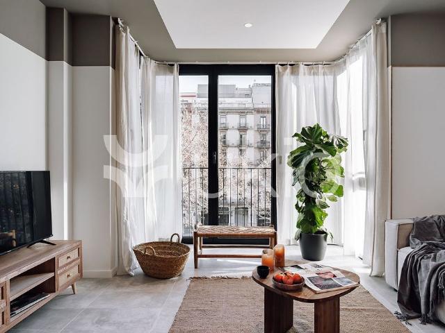 Piso en alquiler en calle Gran Via de Les Corts Catalanes, Barcelona, de 69 m² 2 habitaciones por 3.080