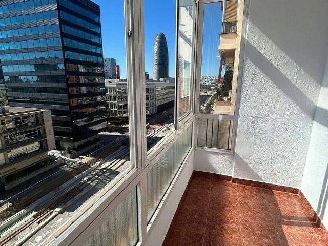 Piso en alquiler en calle Gran Via de Les Corts Catalanes, Barcelona, de 73 m² 3 habitaciones por 1.900