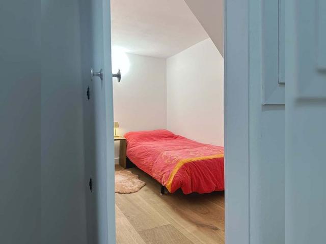 Piso en alquiler en calle Holanda, Hospitalet de Llobregat, L´, de 78 m² 2 habitaciones por 2.150