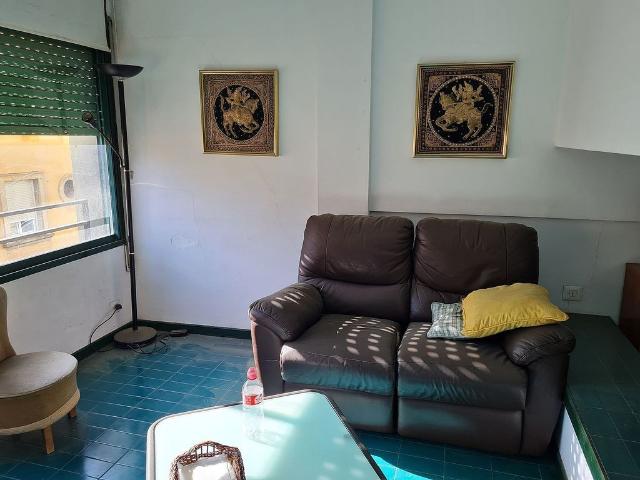 Piso en alquiler en calle Hortes, Girona, de 76 m² 3 habitaciones por 858