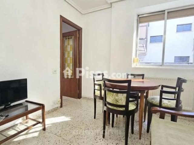 Piso en alquiler en Calle Imperial
