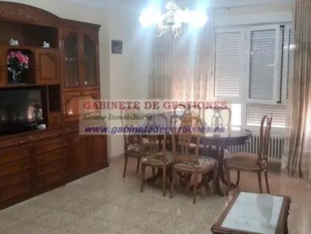 Piso en alquiler en Calle Juan Sebastian El Cano