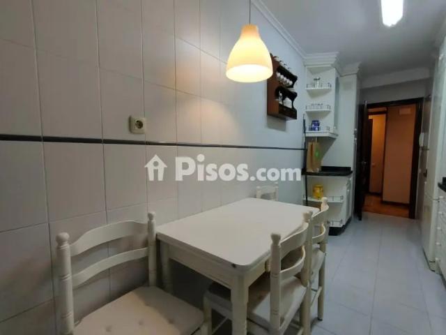 Piso en alquiler en Calle Juanín de Mieres