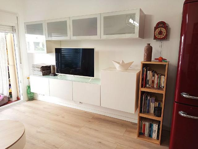 Piso en alquiler en calle Jacint Verdaguer, Sant Pol de Mar, de 67 m² 2 habitaciones por 4.900