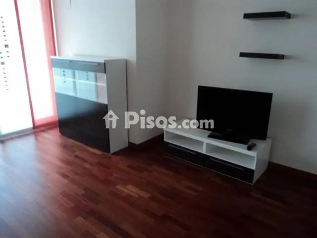 Piso en alquiler en Calle José Luis Navarro Campello, 6