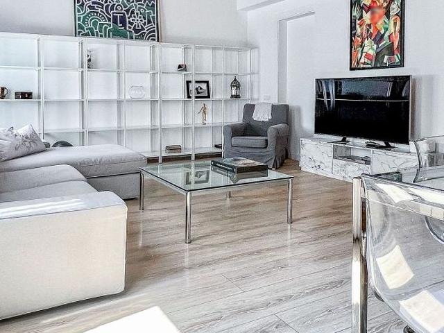 Piso en alquiler en calle Laietana, Barcelona, de 96 m² 2 habitaciones por 1.969