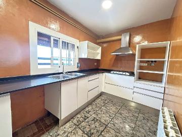 Piso en alquiler en calle Lanzarote, Sant Vicenç dels Horts, de 145 m² 3 habitaciones por 1.095