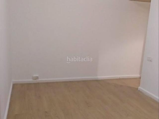 Piso en alquiler en calle Llobregat, Hospitalet de Llobregat, L´, de 42 m² 3 habitaciones por 936