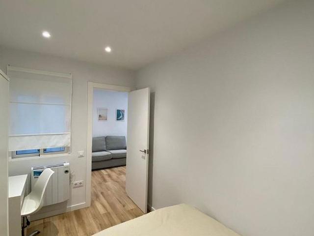 Piso en alquiler en calle Llobregat, Hospitalet de Llobregat, L´, de 75 m² 4 habitaciones por 2.000